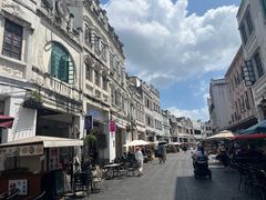 -海口骑楼小吃街