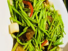 -美味故事特色餐厅(汉阳郭茨口店)