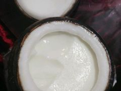 -志龙皇冠吃货椰子铺
