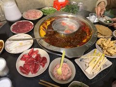 -洞亭火锅(防空洞总店)