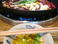 -周幺妹重庆老火锅(银泰城总店)