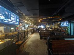 -麦凯伦烧烤·精酿超级工厂店(金桥总店)