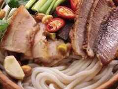 -红鼻子桂林米粉(金唐新光界店)