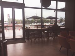 靠窗位-星巴克臻选(杭州西溪印象城店)