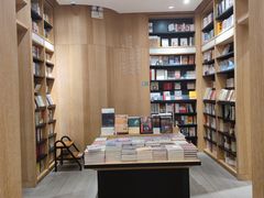 -覔书店(壹方城店)
