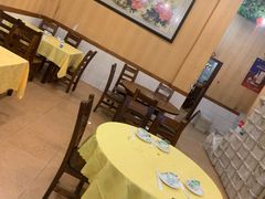 大堂-盛记顺德高佬猪杂粥