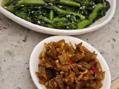 -鲜越鲜鱼粉(财富购物中心店)