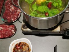 -金龙大四喜牛肉火锅