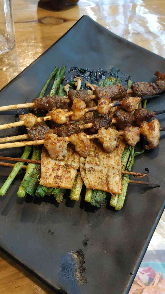 锦品小官潮汕砂锅粥烧烤(中亭街店)