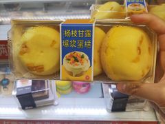 -金色麦甜糕点(面包.蛋糕.华苑店)