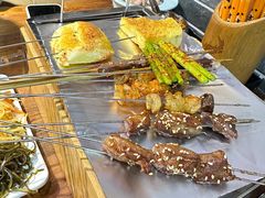 -东大桥小国抻面烧烤(长通路店)