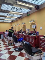 -Devilhands Barbershop男士理容店