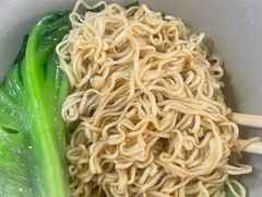 -味为先光明乳鸽(光明总店)