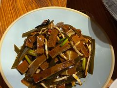 凉拌鸡蛋豆干-野山舂·贵州现舂酸汤牛肉(鸿通城店)
