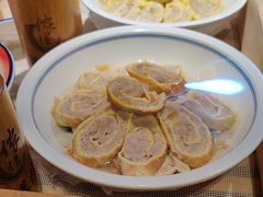 -侬佳蒸菜馆(听潮店)