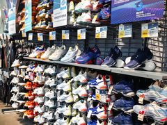 -迪卡侬(西三旗店)