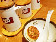 -龍堂蟹黄小笼包(德思勤四季汇店)