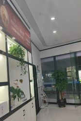 -蕾特恩专业祛痘·皮肤管理