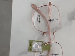 -英伦眼镜蔡司依视路折扣店(通州万达店)