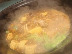 -鱼窝棚柴火铁锅炖(富山屯店)