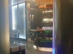 -尚善若水·汤泉·SPA·沐足(东方渔人码头店)