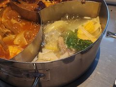 -牛德亨臻牛潮汕火锅(万邦时代店)