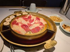 -猪啊牛呀羊啊铜盘烤肉(正大广场店)