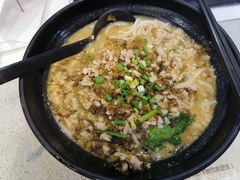-蒙自源米线大王(信利城市广场店)