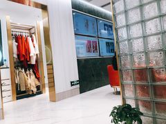 -海马体照相馆(环贸iapm大师爱情店)