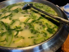 -95号酱骨·一块豆腐(展春园西路店)