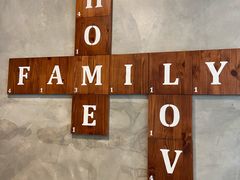 -Chom Cafe and Restaurant