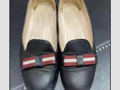 -爱革·洗衣改衣·洗鞋修鞋·洗包修包·奢侈品护理(宝地广场店)