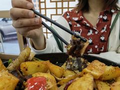 -撒拉人家.酸菜牦牛肉火锅