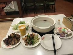 -泉福居酱骨头自助广场(南大街商业步行街店)