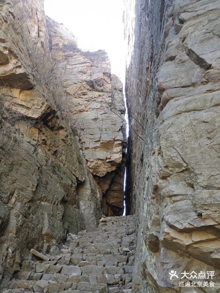 北京平谷少有的一线天极其壮观