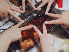-海底捞火锅鲜切牛肉主题店(长寿路店)