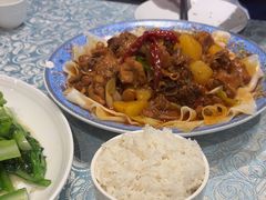 -巴扎美食·新疆菜·西域歌舞表演餐厅(新疆大厦店)