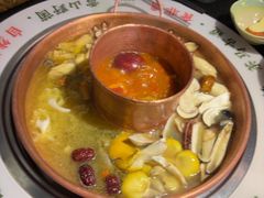 -菌自由丨野生菌火锅特色庭院餐厅(丽江古城店)