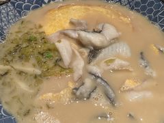 -荣家黄鱼面(前滩太古里店)