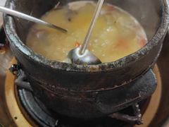 -鲁朗纳麦石锅鸡庄园