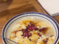 -云阿蛮云南生烫牛肉米线(奉贤路店)