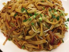 炒河粉-顺德公平靓正特色牛花粥(花都店)