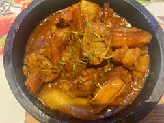 黑椒萝卜牛腩-粤小馆(天安云谷店)