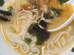 -灵芝妹子海鲜米线(凯德和平广场店)