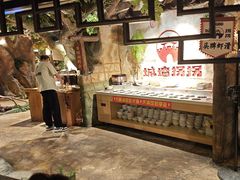 -城墙拐拐火锅(三峡广场黑金冠店)