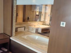 -昆山皇冠国际会展酒店