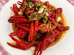 -捌贰虾蟹·江湖菜馆(江汉路店)