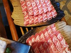 -老牌坊云南鱼豆花火锅(爱建店)