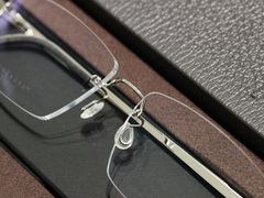 -目艮眼镜SHOWROOM(品牌集合店)