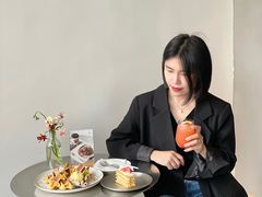 -洪小鹏生活美学馆(领SHOW天地店)